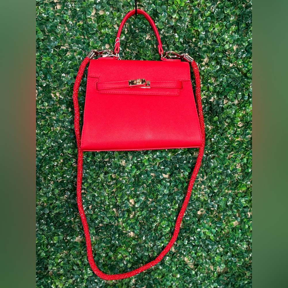 New New Elegant Red Handbag with 2 crossbody straps